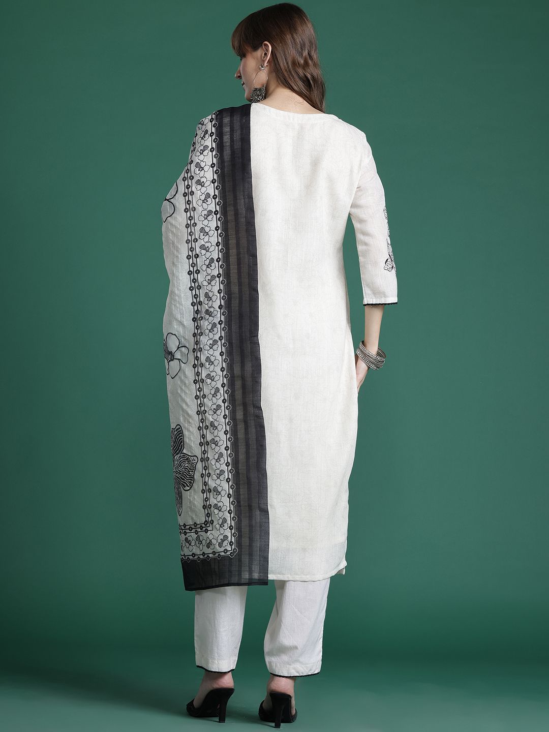Dhiyona IE Floral Embroidered Linen Kurta with Trousers & Dupatta