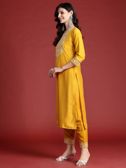 Dhiyona IE Floral Embroidered Thread Work Kurta with Trousers & Dupatta