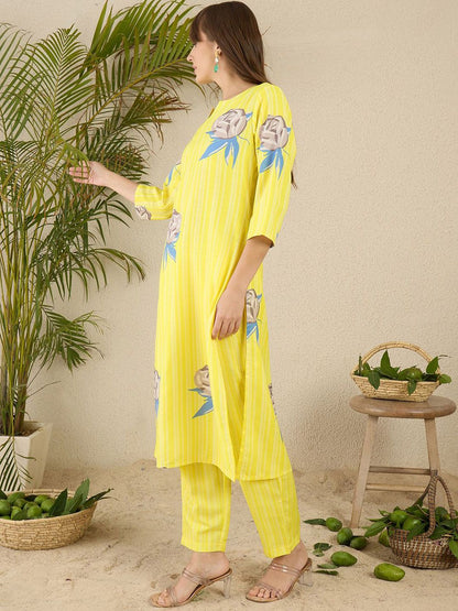 Dhiyona IE Floral Printed Notch Neck Straight Kurta With Trousers