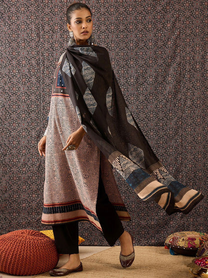 Dhiyona IE Women Ethnic Motifs Printed Regular Beads and Stones Pure Cotton Kurta with Trousers & With Dupatta