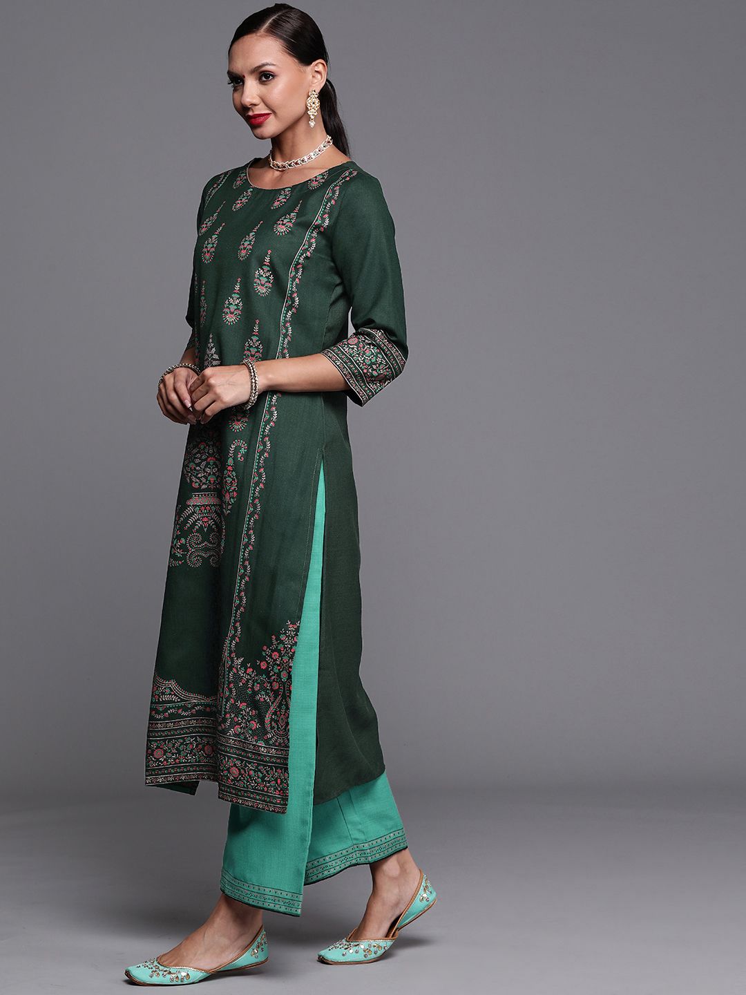 Women Green Ethnic Motifs Foil Printed Straight Kurta With Palazzo Set