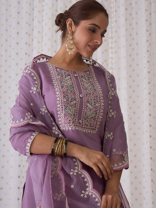 Dhiyona IE Women Floral Yoke Design Regular Thread Work Kurta with Trousers & Dupatta