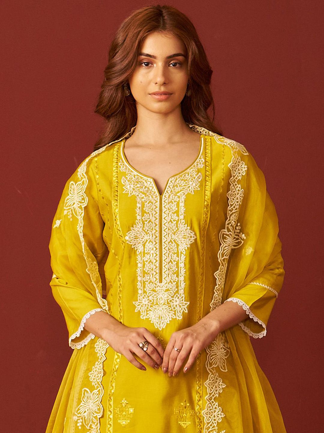 Women Floral Embroidered Kurta with Trousers & Dupatta