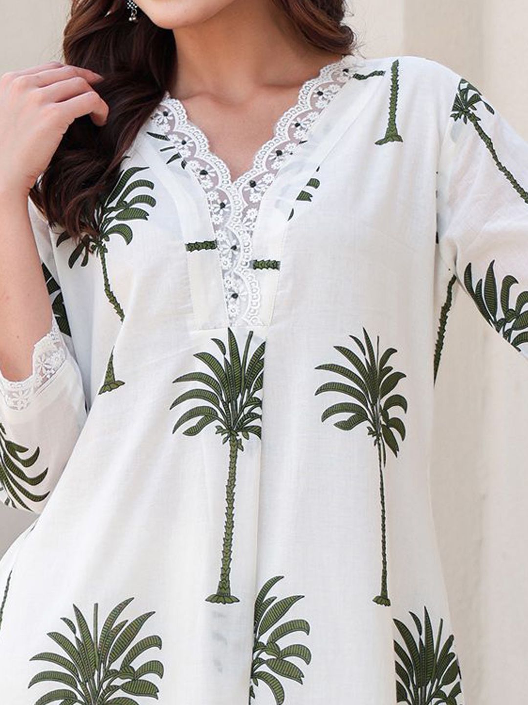 Floral Printed V-Neck Pure Cotton Kurta With Trousers