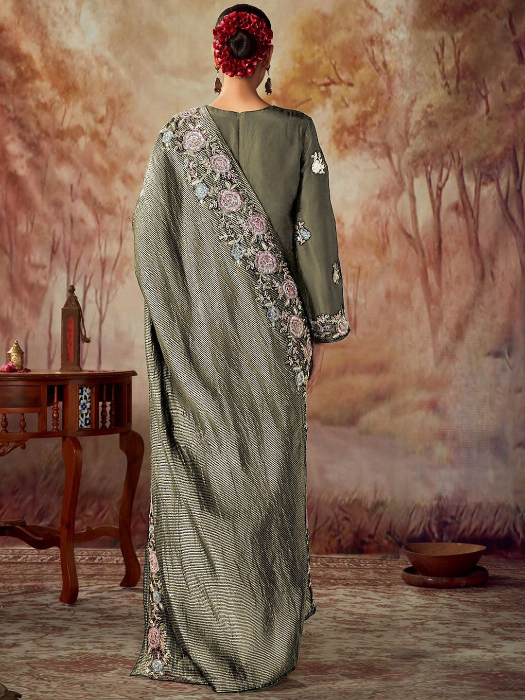 Dhiyona IE Floral Embroidered Regular Thread Work Chanderi Silk Straight Kurta Set