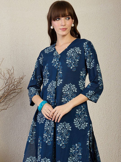 Dhiyona IE Printed Cotton V-Neck Tunic With Trousers Co-Ords