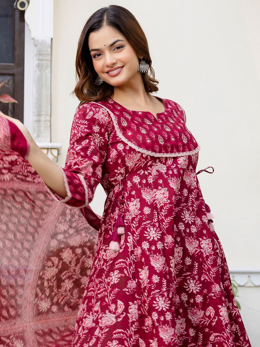 Dhiyona IE Women Ethnic Motifs Printed Pure Cotton Kurta with Trousers & With Dupatta