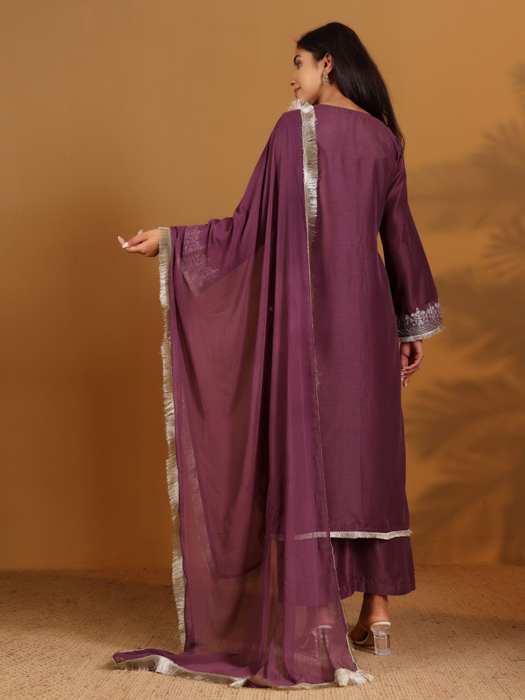 Dhiyona VA Women'sFloral Embroidered Sequnnied V-Neck Straight Kurta With Trousers & Dupatta