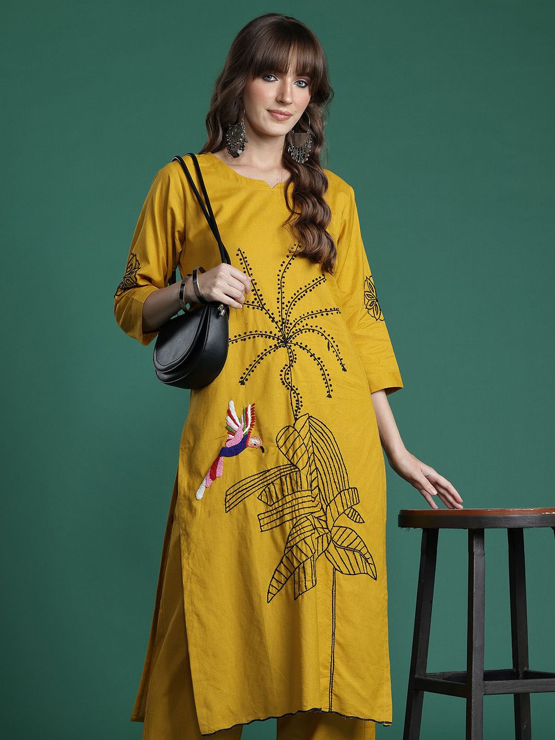 Dhiyona IE Embroidered Straight Tunic With Trousers Co-Ords