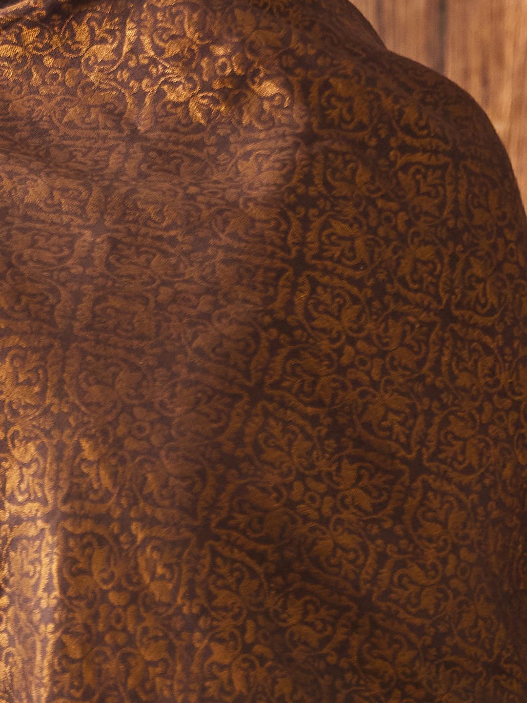 Dhiyona PA Women Floral Woven Design Reversible Shawl