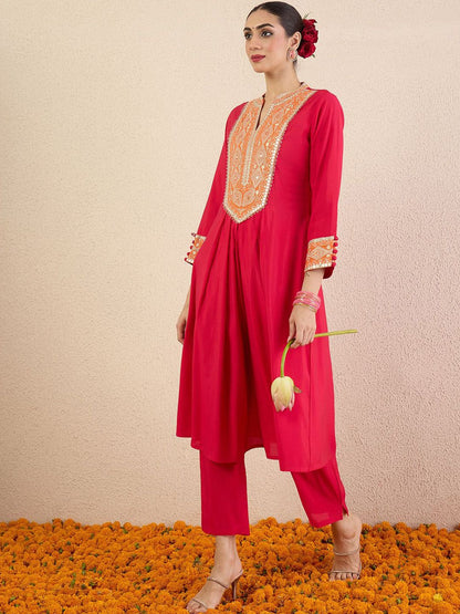 Women Ethnic Motifs Embroidered Mandarin Collar Mirror Work Kurta Trousers