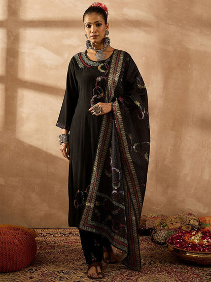 Dhiyona IE Women Floral Embroidered Regular Thread Work Kurta with Trousers & With Dupatta