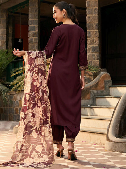 Dhiyona IE V Neck Ethnic Motifs Embroidered Regular Thread Work Kurta Set