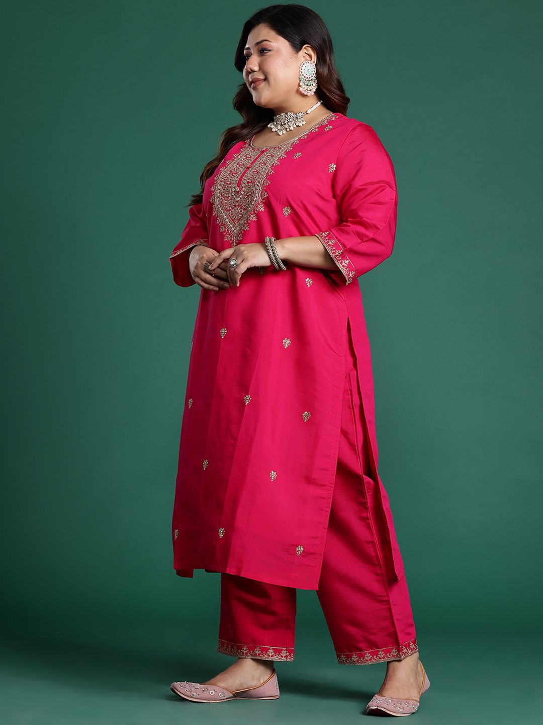 Dhiyona IE Plus Size Ethnic Motifs Embroidered Sequinned Kurta with Trousers & With Dupatta