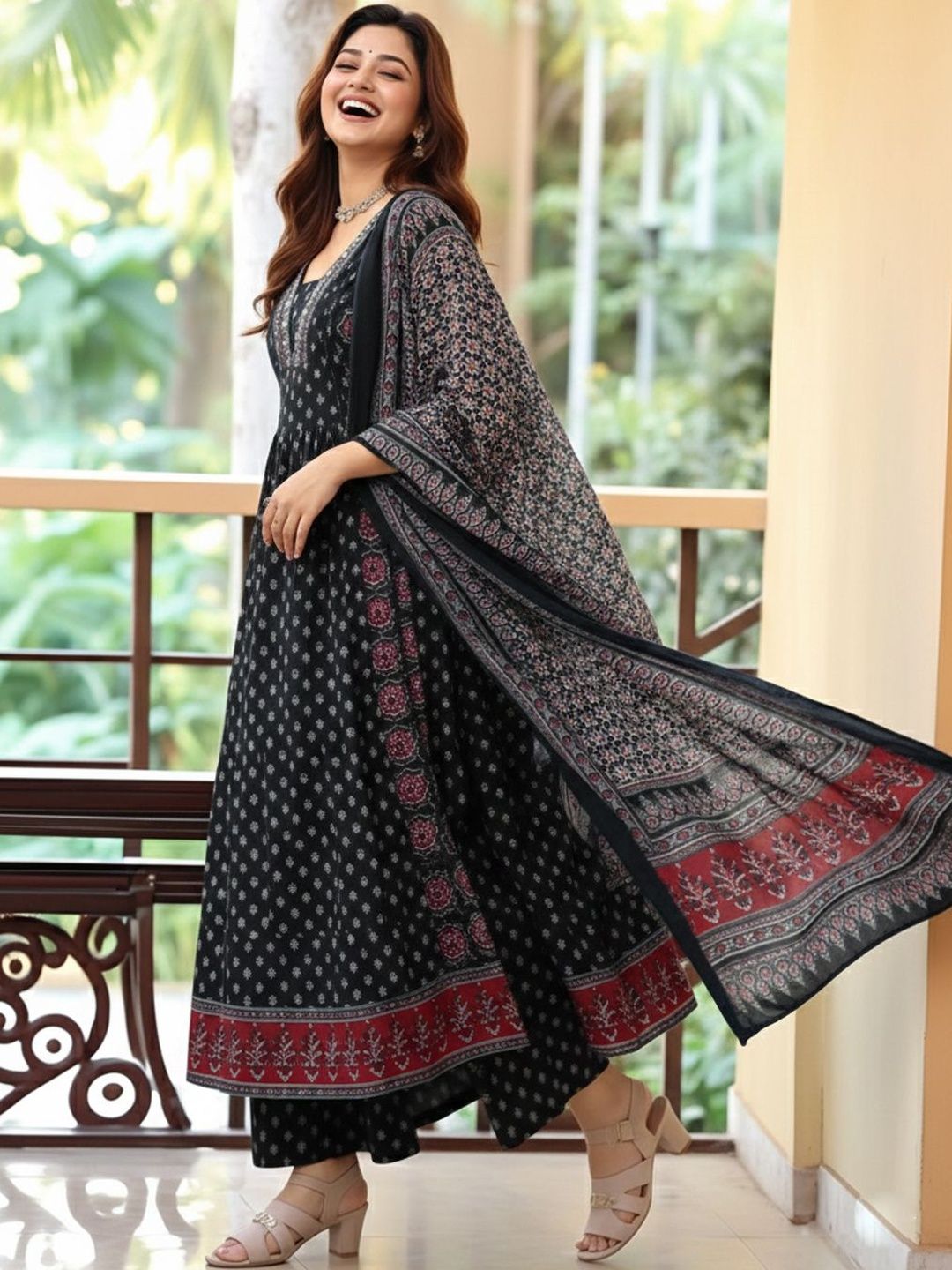 Dhiyona KL Women Ethnic Motifs Printed Regular Kurta with Palazzos & With Dupatta