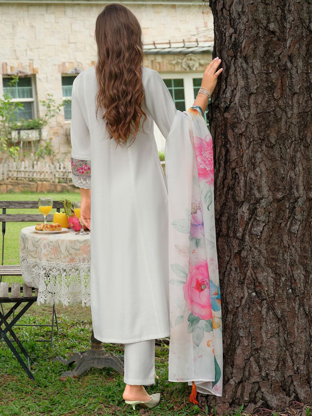 Women Floral Embroidered Kurta with Trousers & Dupatta