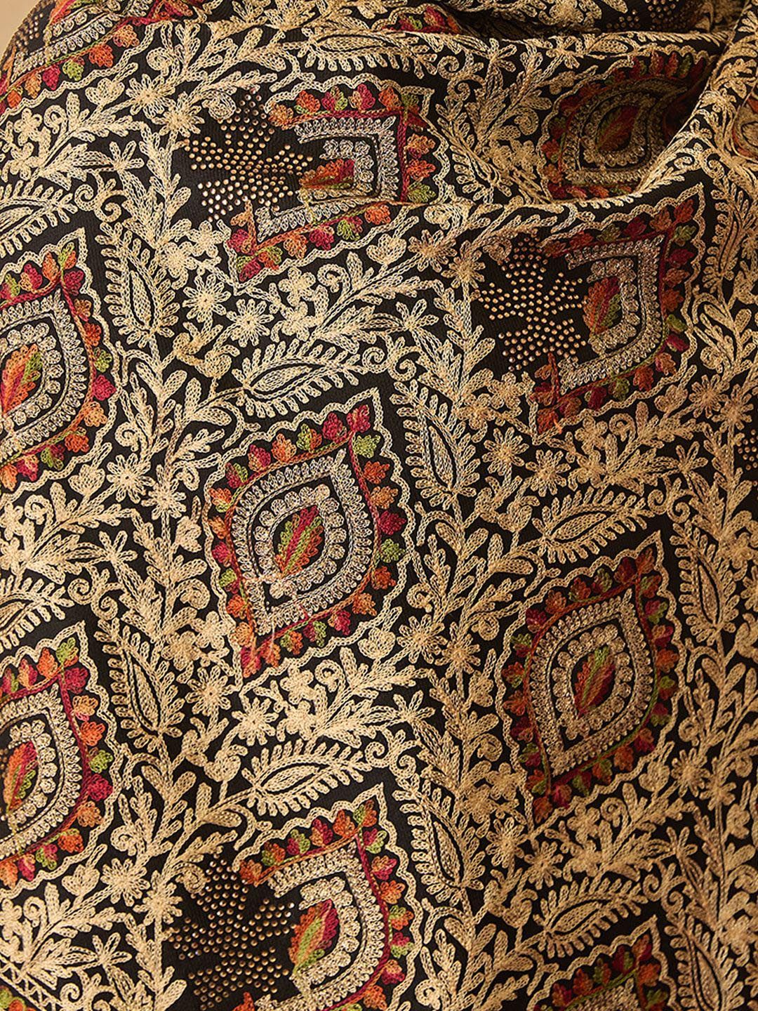 Dhiyona PA Paisley Embroidered Zari Shawl