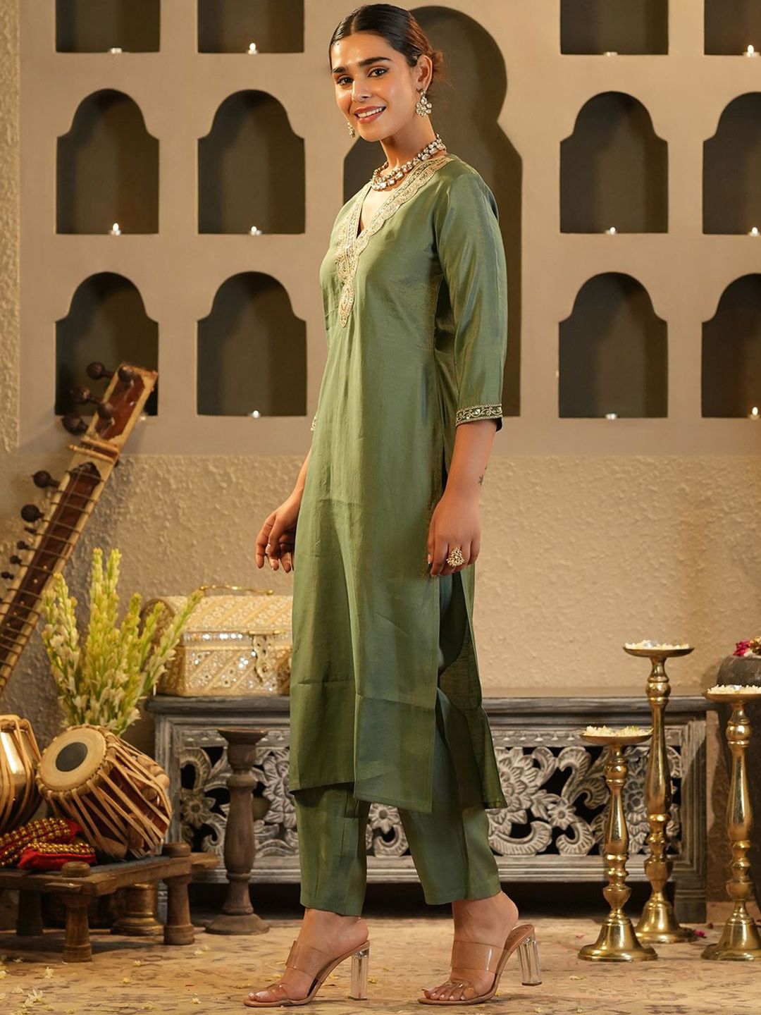 Women Woven Design Embroidered Kurta with Trousers