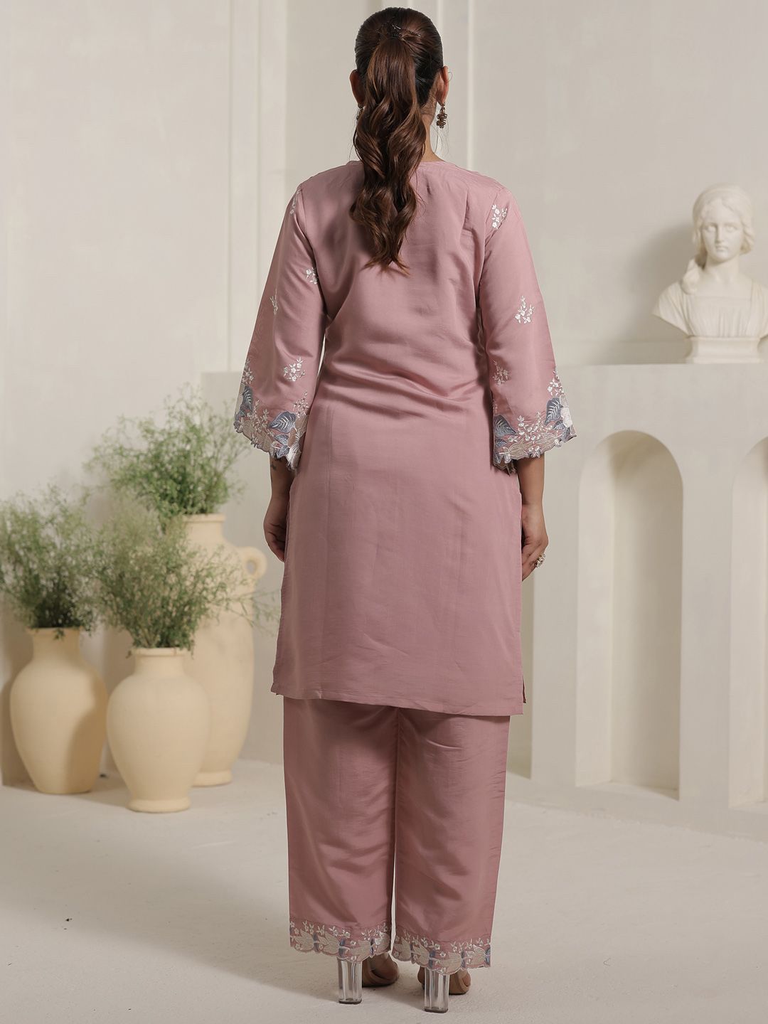 Women Floral Embroidered Straight Kurta with Palazzo