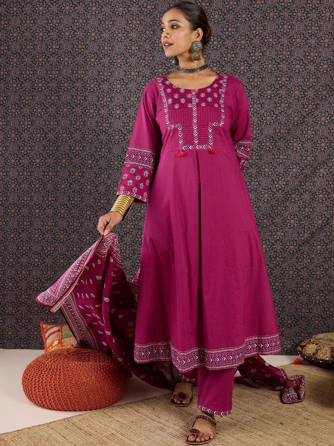 Floral Embroidered Round Neck Pure Cotton Straight Kurta With Trousers & Dupatta