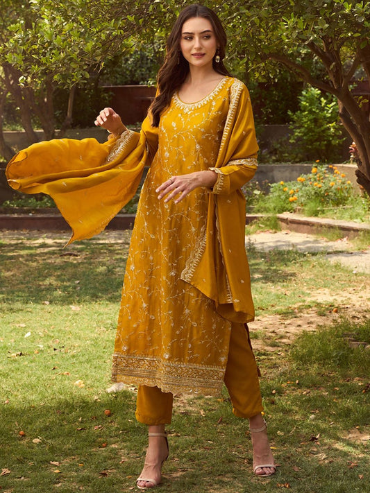 Dhiyona IE Ethnic Motifs Embroidered Round Neck Straight Kurta with Trousers & Dupatta