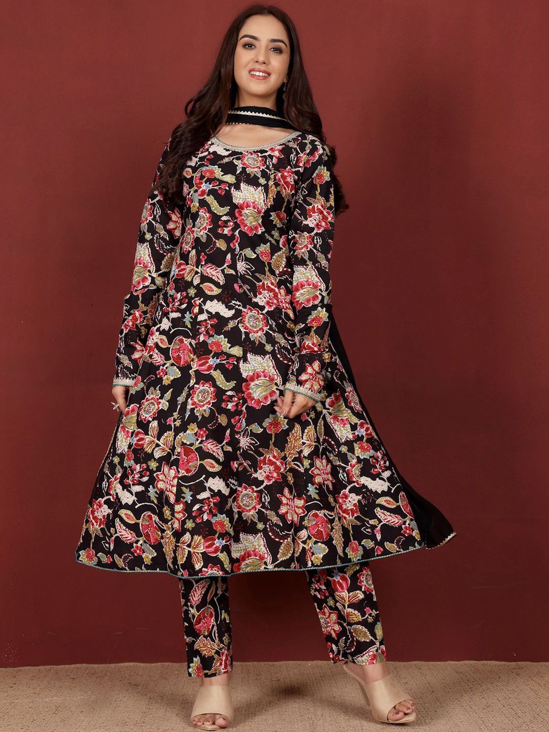 Dhiyona VA Women'sFloral Printed Thread Work Pure Cotton Kurta With Trousers & Dupatta