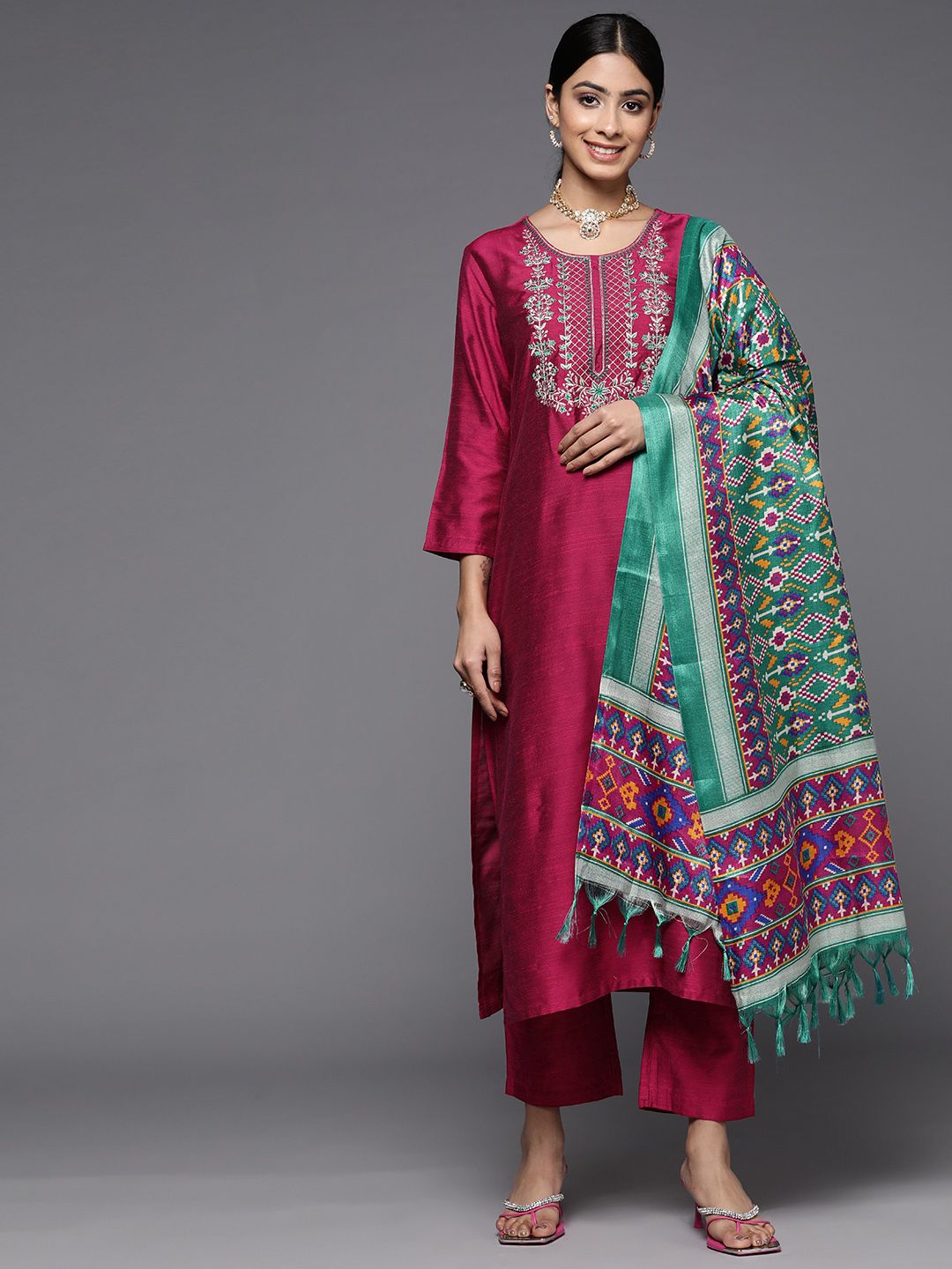 Dhiyona VA Women'sEthnic Motifs Embroidered Dupion Silk Kurta With Trousers & With Dupatta