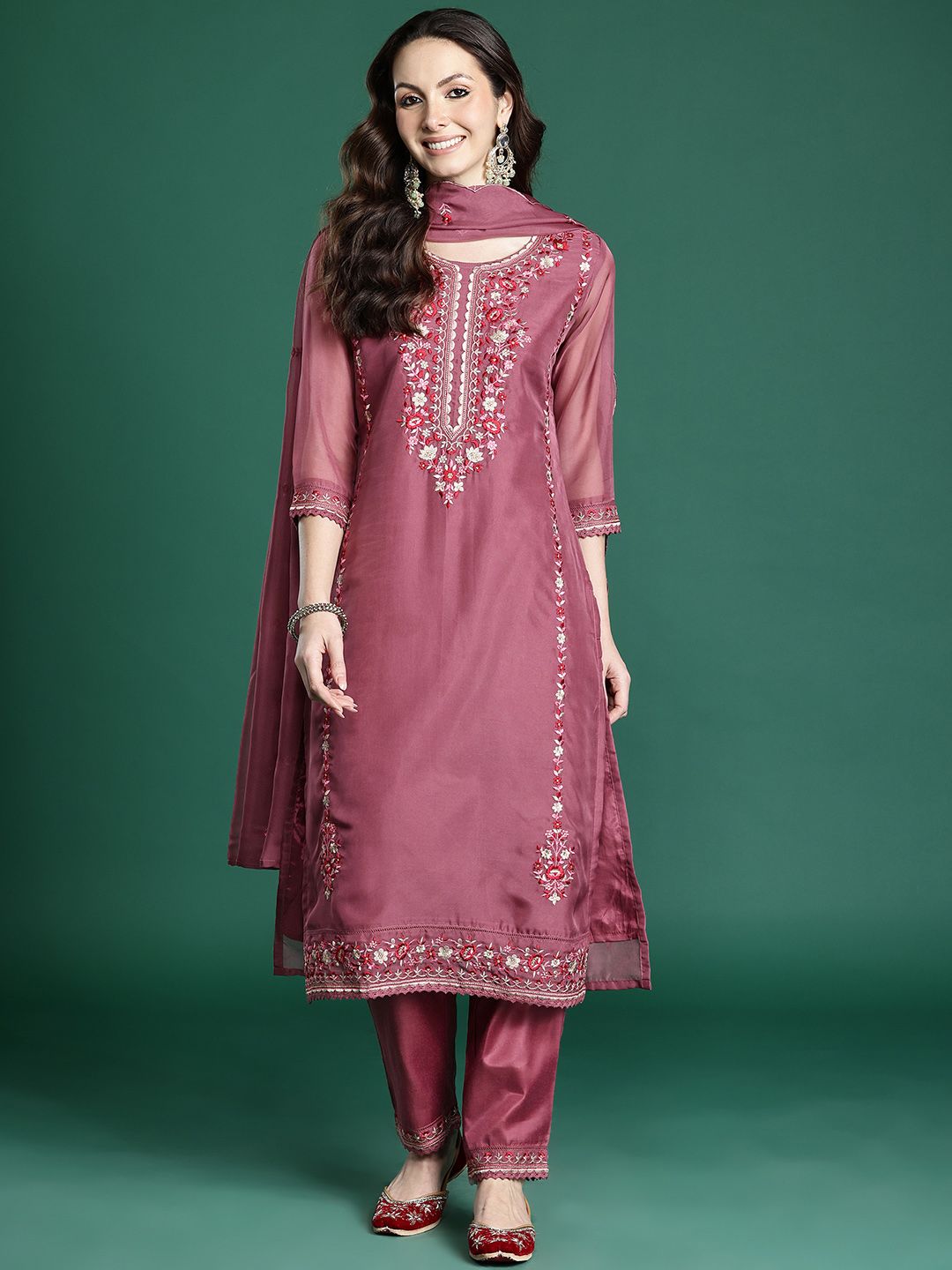Floral Embroidered Regular Thread Work Kurta with Trousers & With Dupatta
