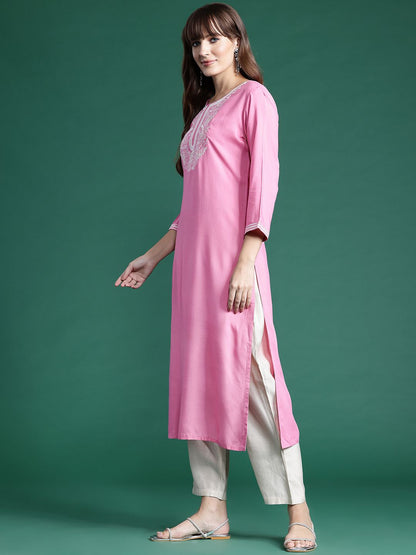 Dhiyona IE Women Floral Embroidered Thread Work Kurta