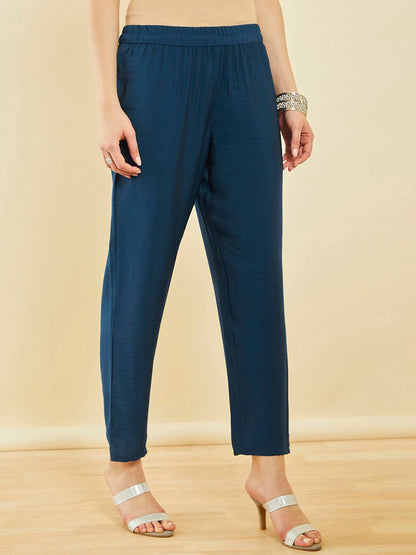 Dhiyona SO Women's Printed Beads And Stones Kurta With Trousers & Dupatta