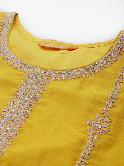 Ethnic Motifs Embroidered Regular Thread Work Kurta With Trouser And Dupatta