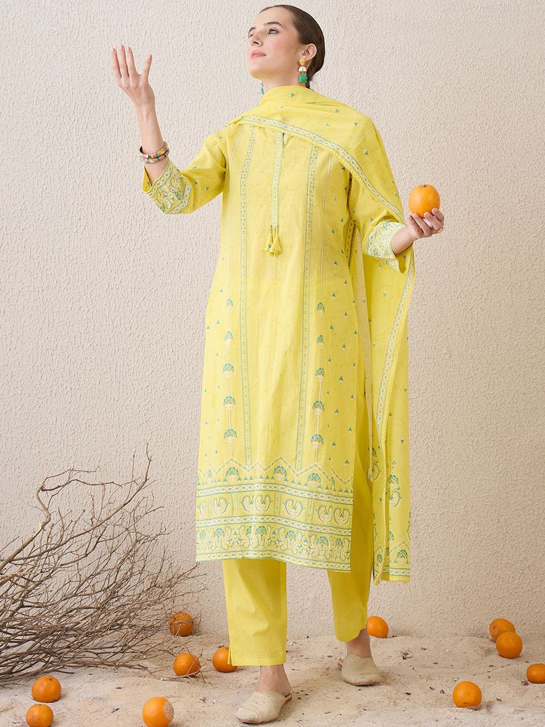 Floral Printed Mandarin Collar Beads Stones Pure Cotton Kurta Trousers & Dupatta