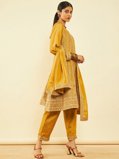 Dhiyona SO Women's Floral Embroidered Regular Sequinned Kurta With Trousers & Dupatta
