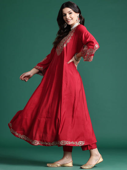 Dhiyona IE Floral Embroidered Sequinned Kurta With Trousers & Dupatta