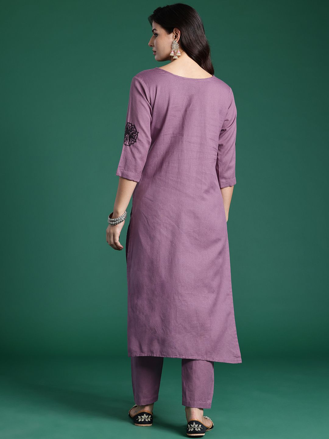 Dhiyona IE Women Floral Embroidered Regular Thread Work Pure Cotton Kurta with Trousers
