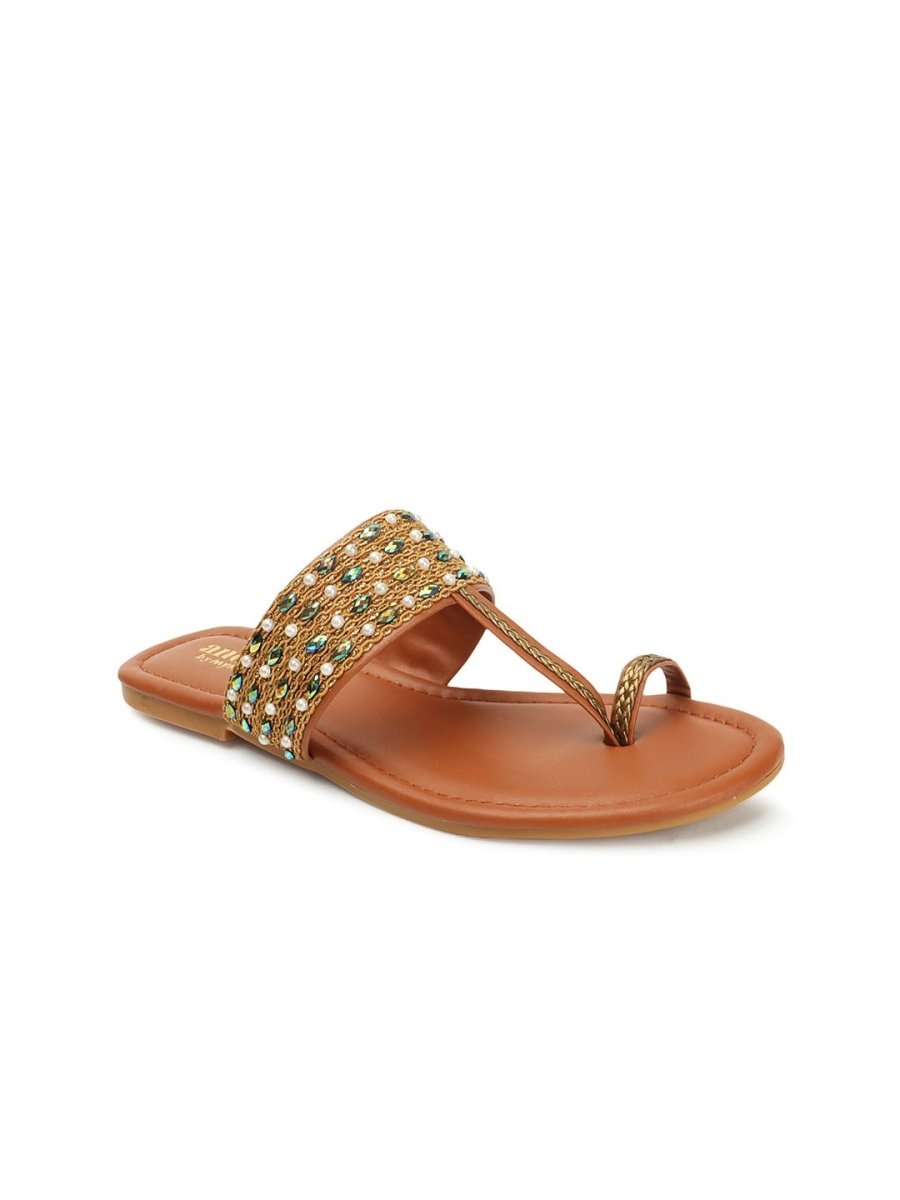 Dhiyona AK Embellished One Toe Flats