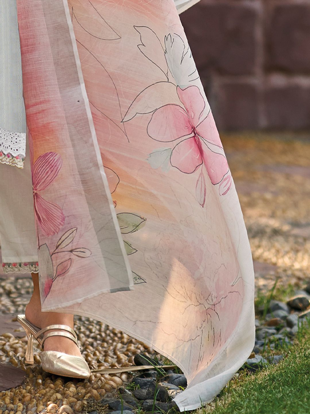 Dhiyona IE Off White Floral Embroidered V-Neck Pure Cotton Kurta with Trousers & Dupatta