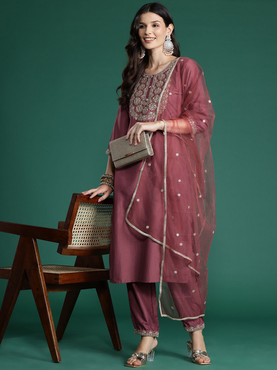 Dhiyona IE Floral Yoke Design Sequinned Kurta With Trousers & Dupatta
