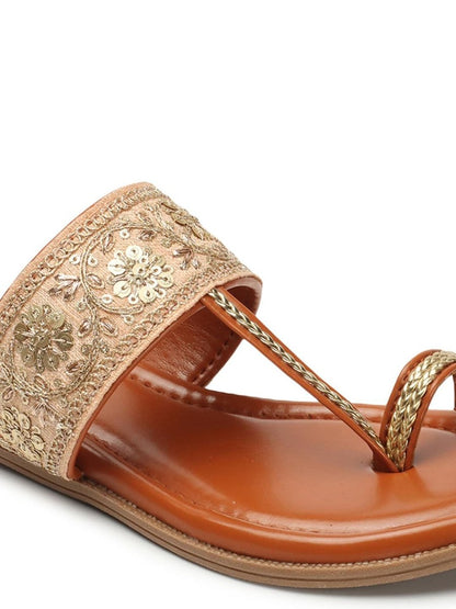 Dhiyona AK Ethnic Embellished One Toe Flats