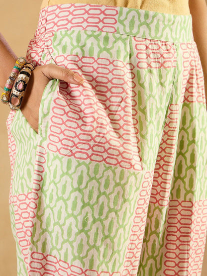 Floral Printed V-Neck Pure Cotton Straight Kurta with Trousers & With Dupatta