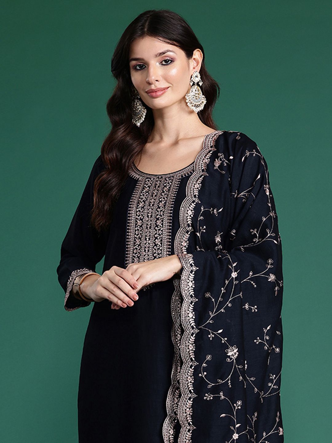 Ethnic Motifs Embroidered Regular Sequinned Kurta with Trousers & Dupatta