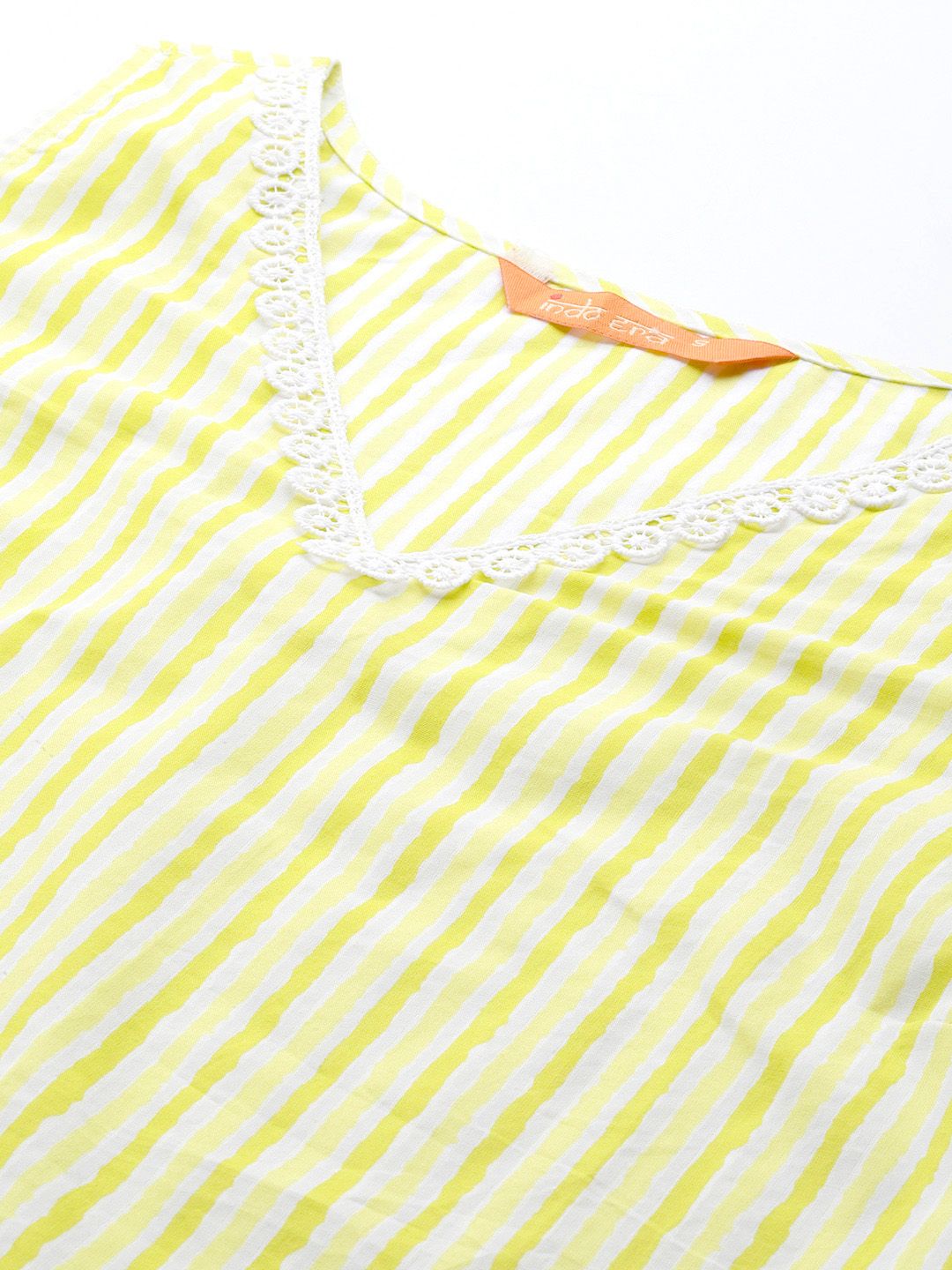 Women Printed Pure Cotton Kurta with Trousers