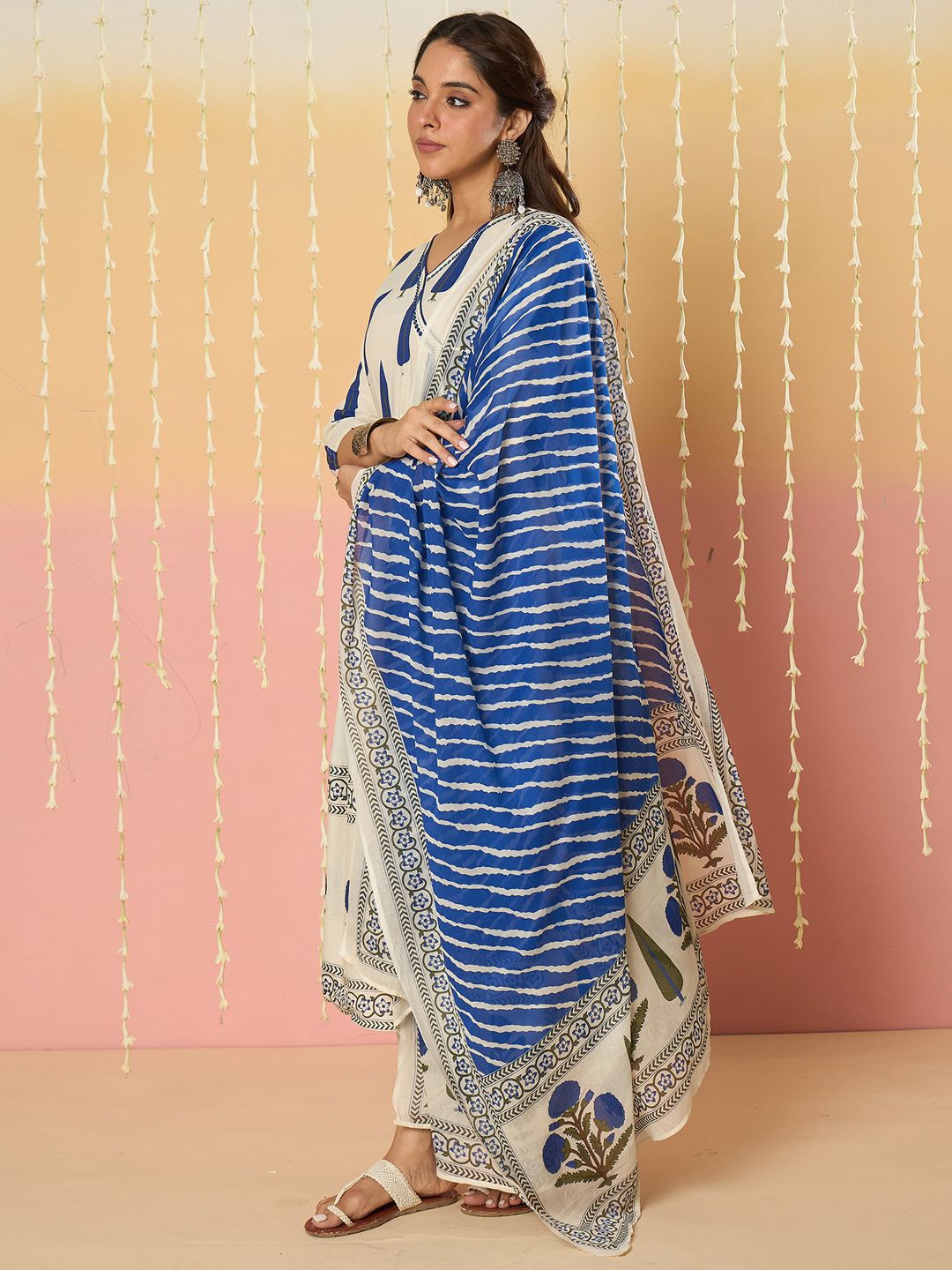 Ethnic Motifs Printed Angrakha A-Line Pure Cotton Kurta With Trousers & Dupatta