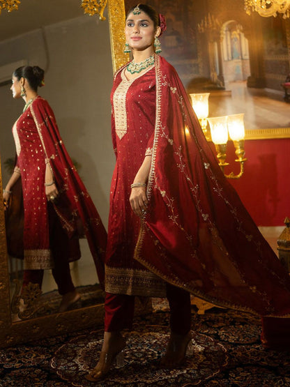 Women Floral Embroidered Sequinned Straight Kurta With Trousers & Dupatta