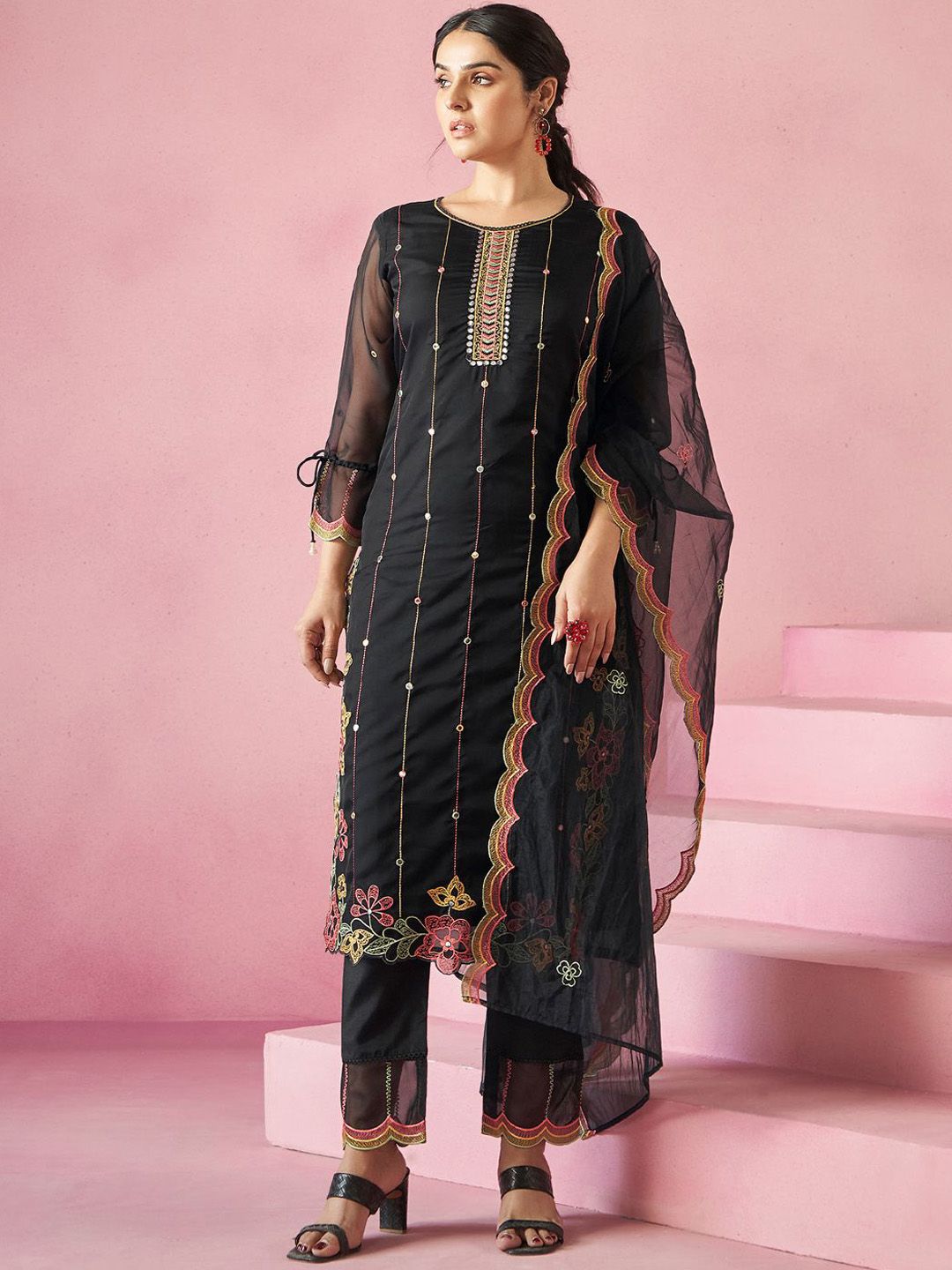 Women Floral Embroidered Regular Mirror Work Kurta with Trousers & With Dupatta