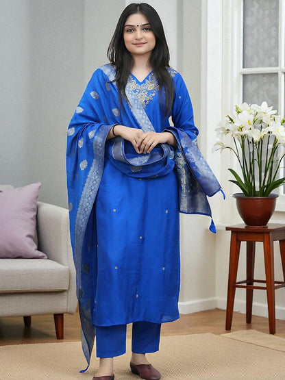 Dhiyona SN Women's Floral Embroidered Thread Work V-Neck Straight Kurta With Trouser And Dupatta