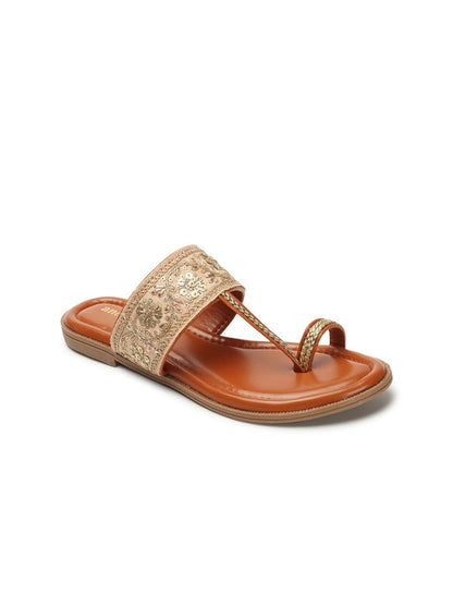Dhiyona AK Ethnic Embellished One Toe Flats