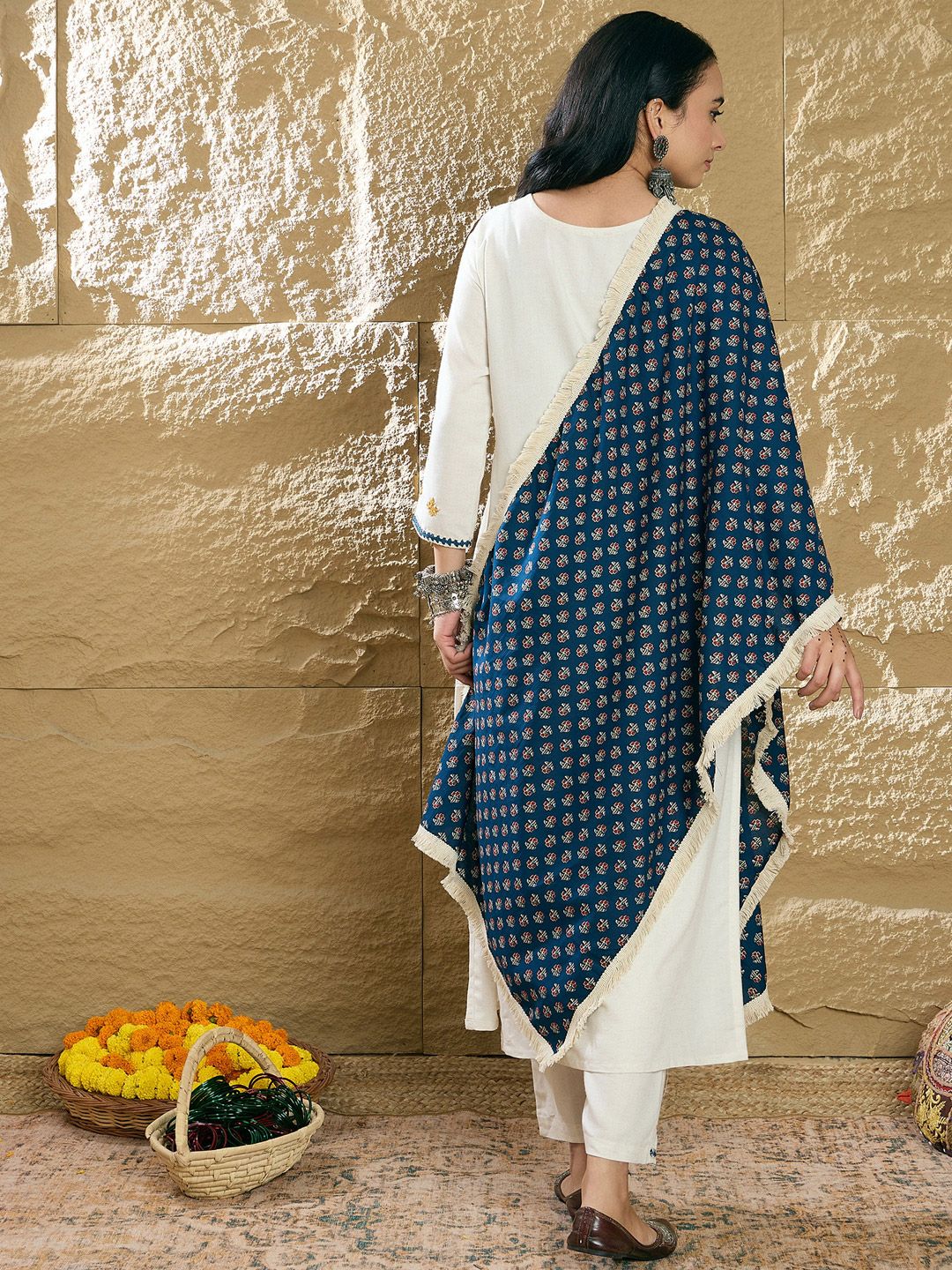 Dhiyona IE Women Ethnic Motifs Embroidered Regular Mirror Work Kurta with Trousers & With Dupatta