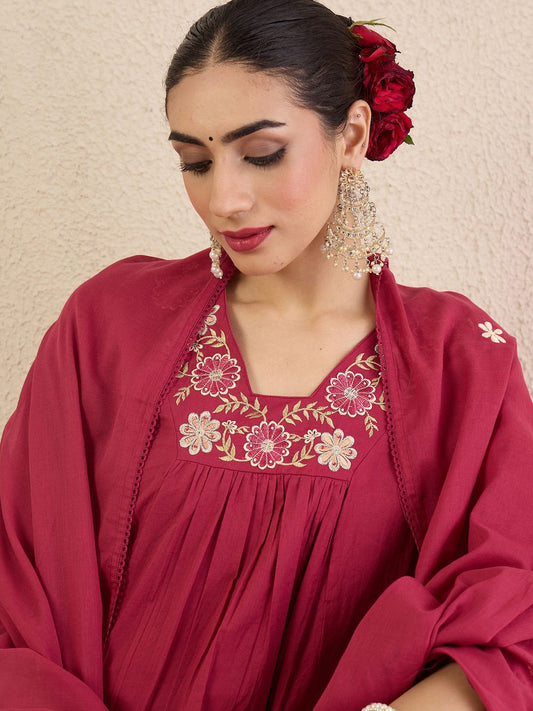 Women Regular Sequinned Pure Cotton Kurta with Trousers & Dupatta