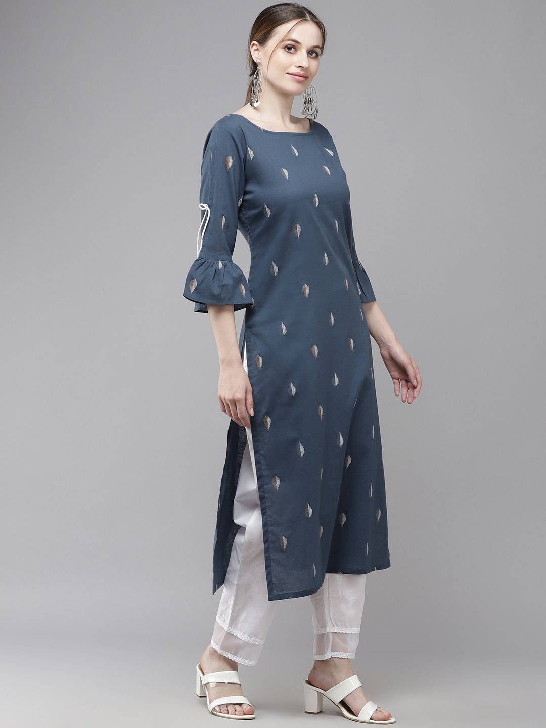 Dhiyona IE Women Navy Blue Printed Bell Sleeves Kurta